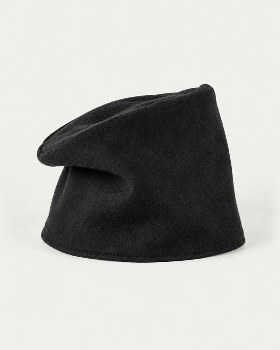 Commoner's Felt Cap, Black
