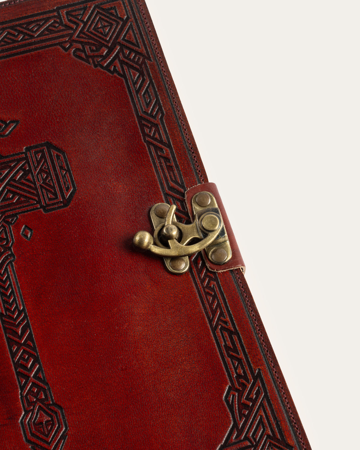 Dwarven Leather Diary, Large