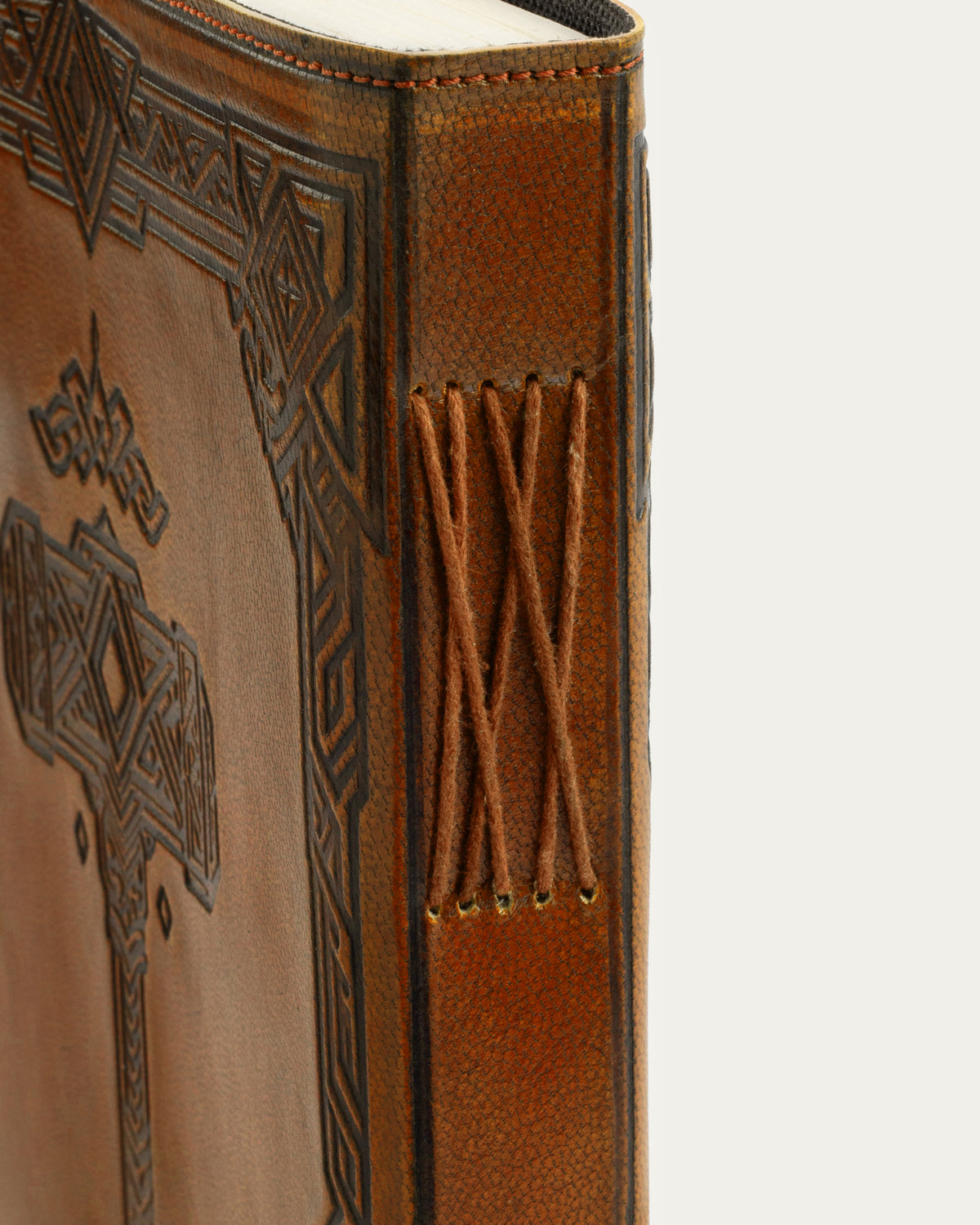 Dwarven Leather Diary, Large